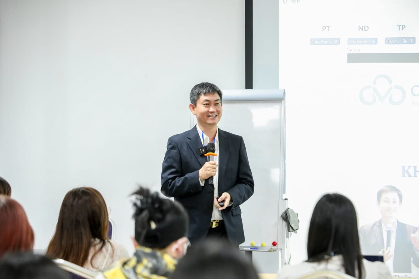 Chia sẻ chuyên môn về đổi mới và sở hữu trí tuệ